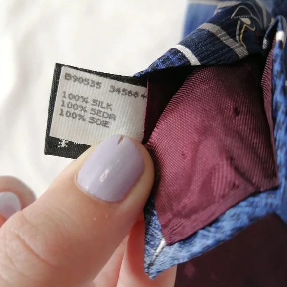 Vintage 80s Oscar de la Renta 100% Silk Blue Ombre and Red Patterned Tie - Picture 12 of 14